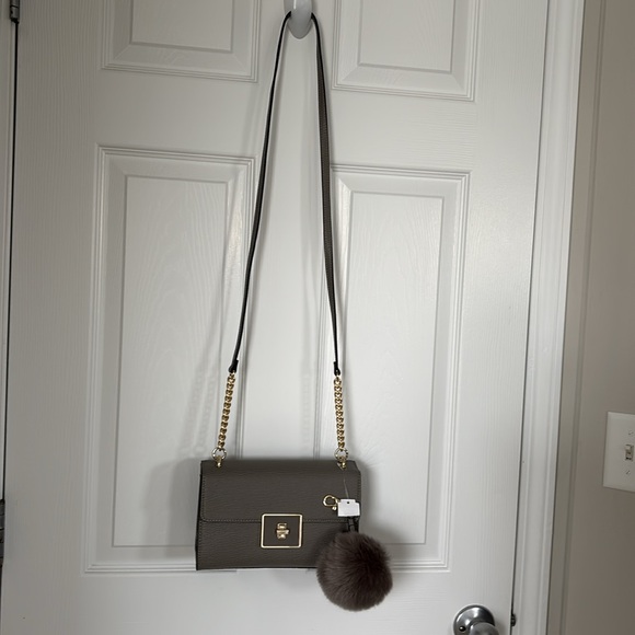 Mossimo Gray Crossbody Bag - Picture 1 of 12